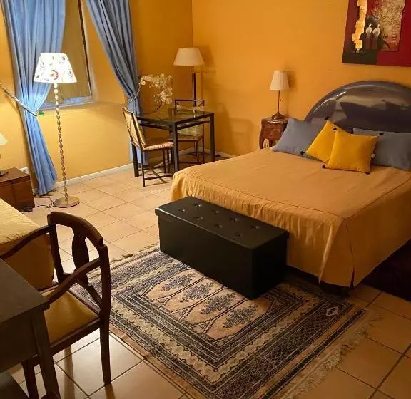 Aamiaismajoitus (B&B) Les Chambres De Rougemont