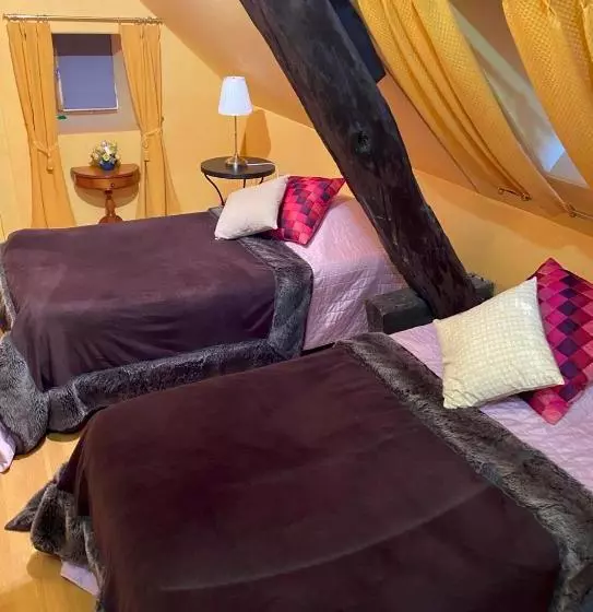 Aamiaismajoitus (B&B) Les Chambres De Rougemont