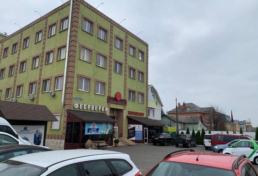 Hotelli Kiev Lomakin