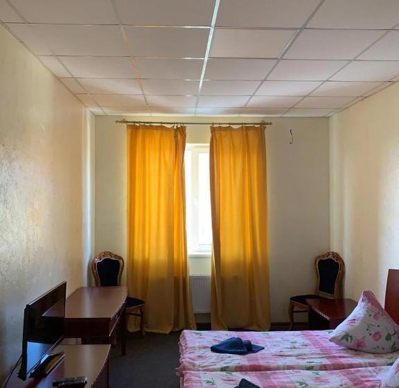 Hotelli Kiev Lomakin