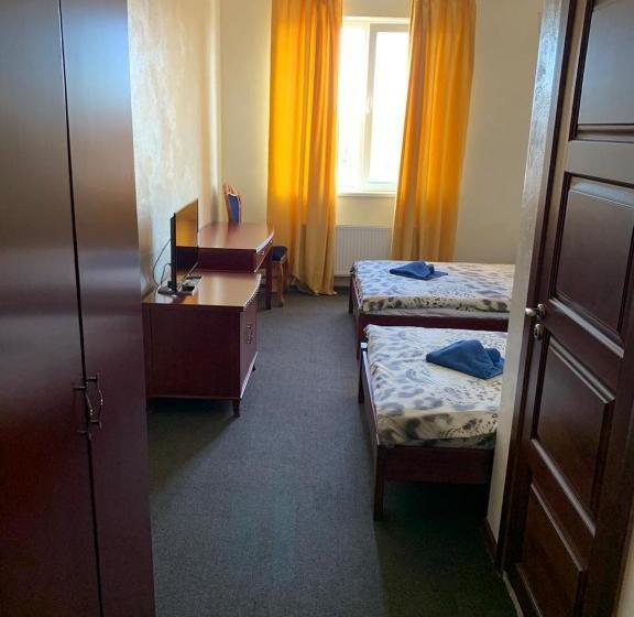 Hotelli Kiev Lomakin