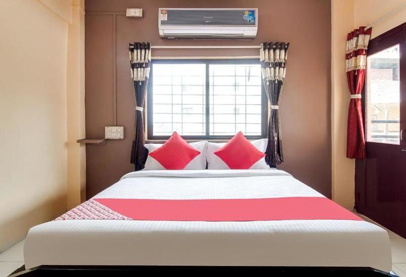 בית מלון כפרי Oyo 40788 Shree Sidhi Lodging