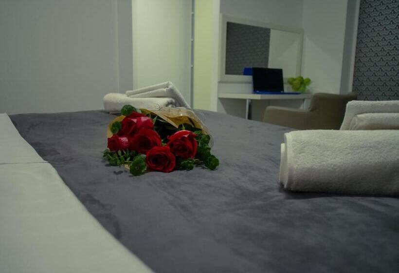 هتل Slavija Banja Luka