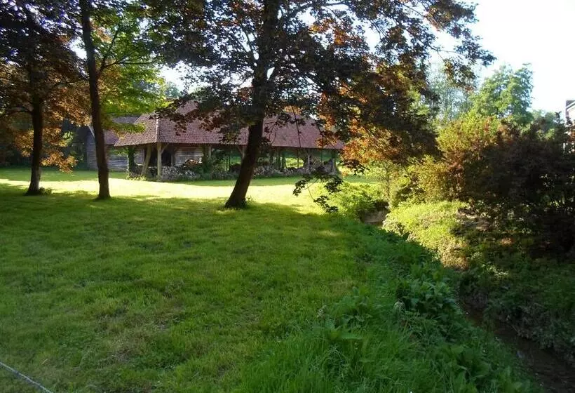 Aamiaismajoitus (B&B) L   Authentique