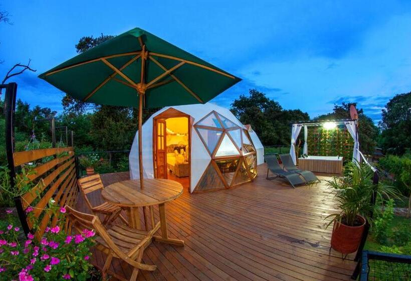 Glamping Girardot & Hotel Puerta Del Sol Girardot