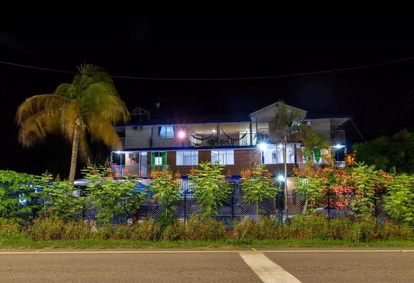 Glamping Girardot & Hotel Puerta Del Sol Girardot