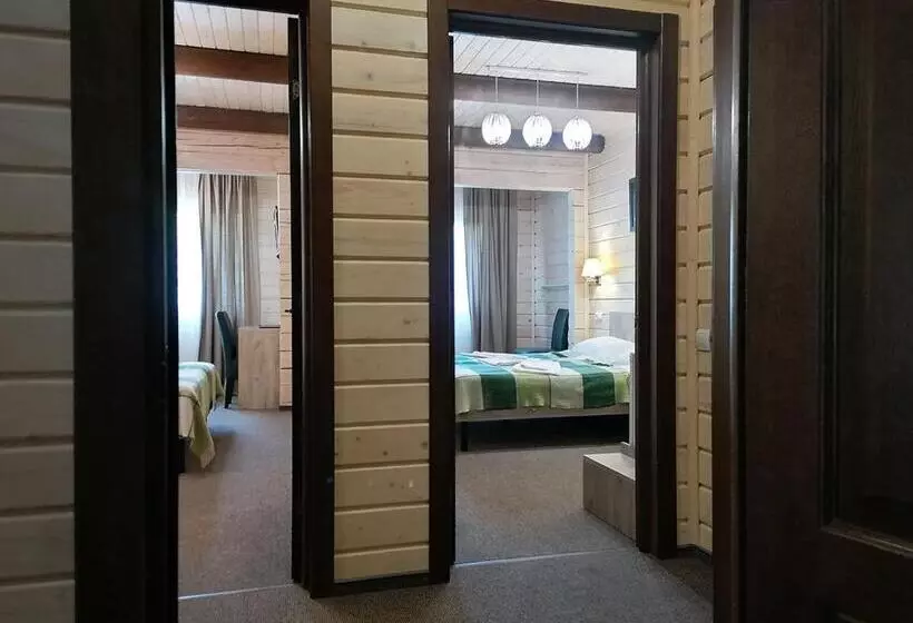 Hotelli шале на бе́резі