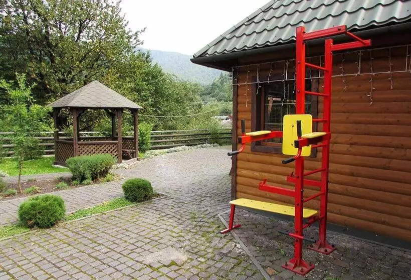 Hotelli шале на бе́резі