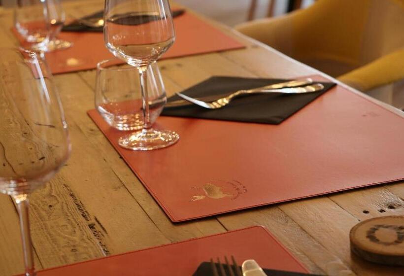 فندق Auberge Du Grand Champ