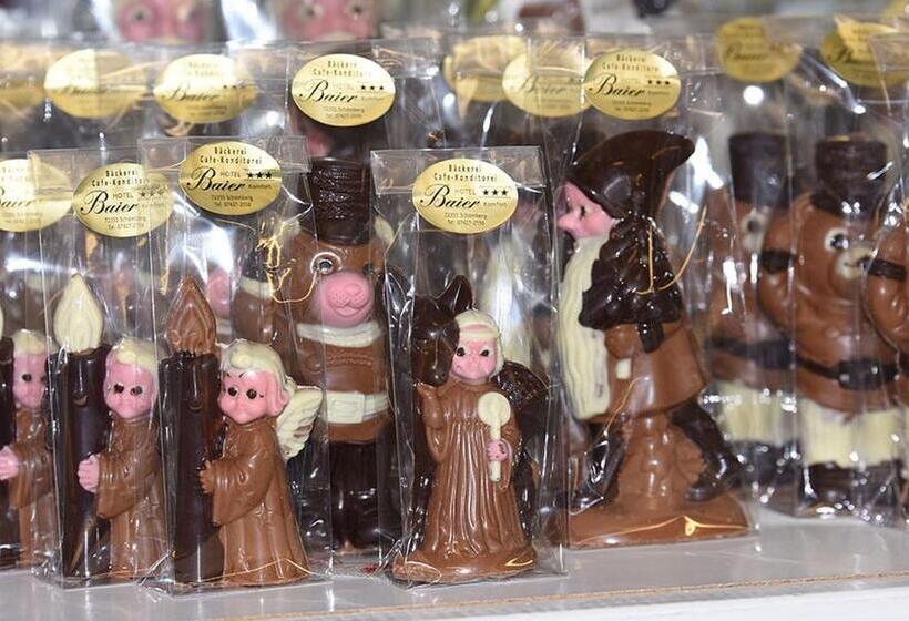 فندق Conditorei Cafe Baier