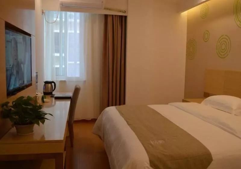 Hotelli Greentree Inn Huaian Xuyi Royal Garden Express