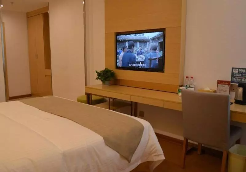 Hotelli Greentree Inn Huaian Xuyi Royal Garden Express