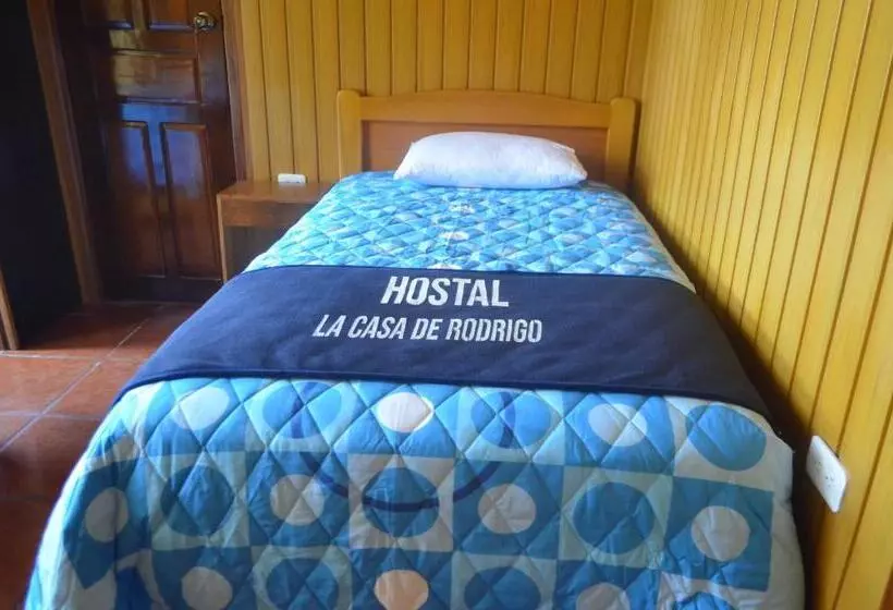 Hotelli Hostal La Casa De Rodrigo