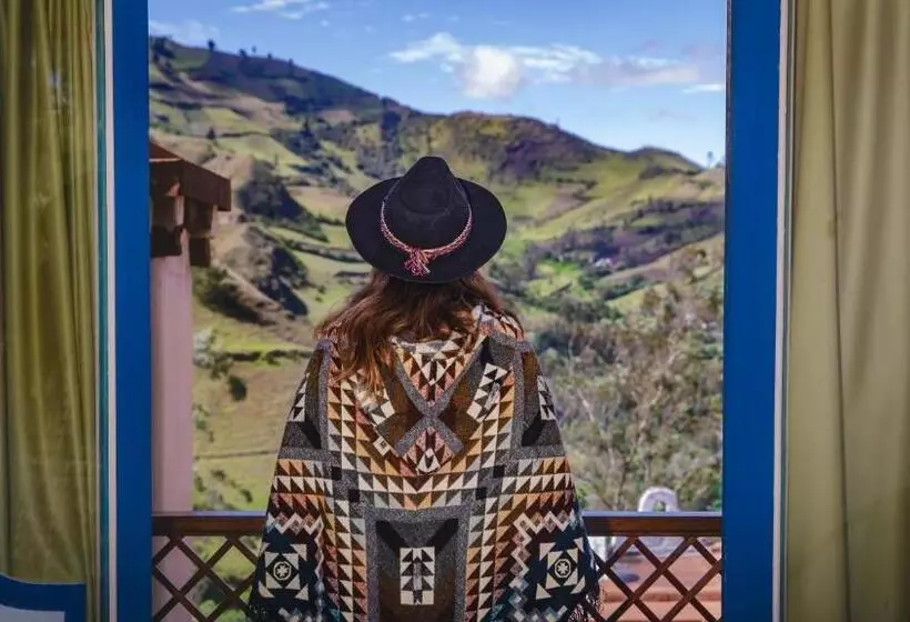 Hotelli Llullu Llama Mountain Lodge