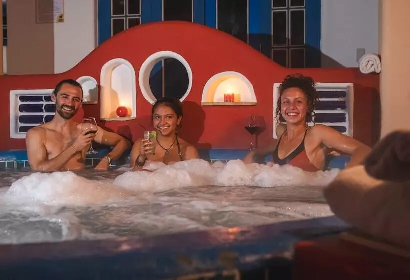 Hotelli Llullu Llama Mountain Lodge