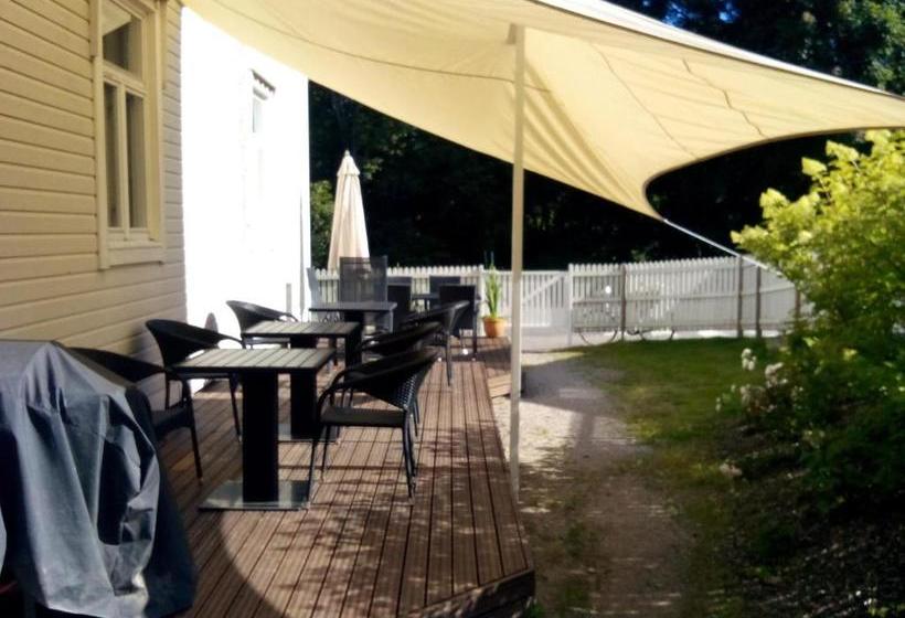 酒店 Vääksyn Apteekinmajoitus