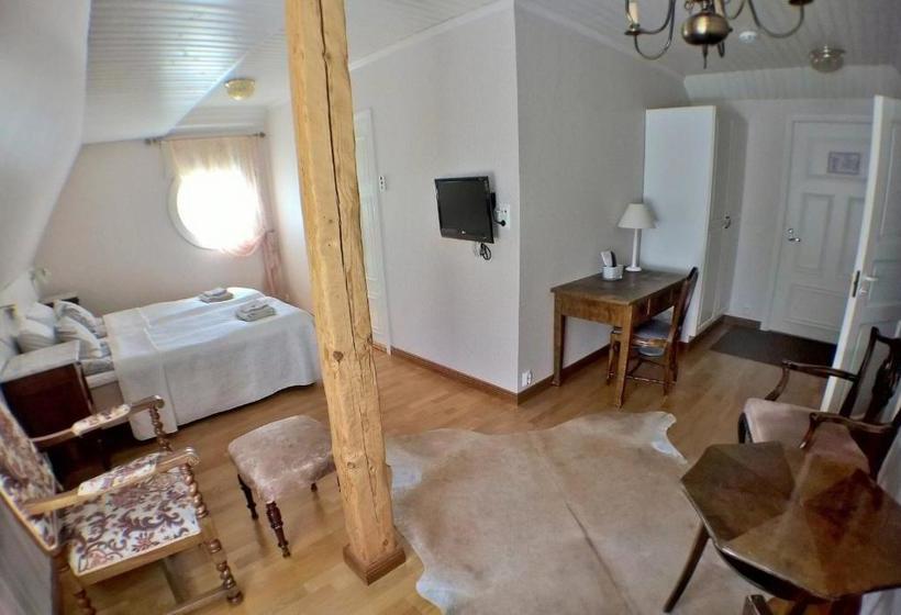 酒店 Vääksyn Apteekinmajoitus