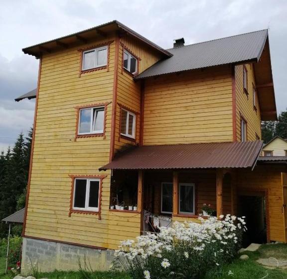 ペンション Marichka