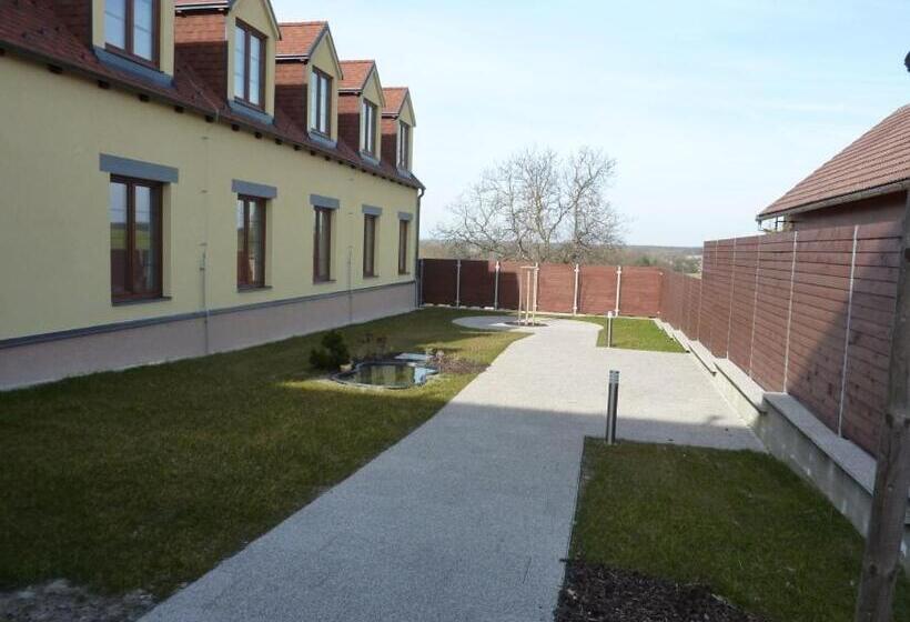 Sport Relax Hotel Na Kopečku