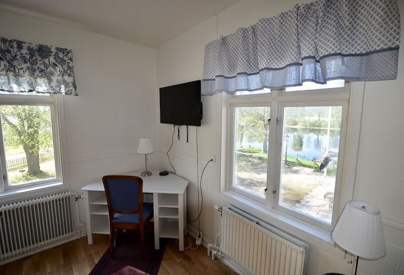 فندق صغير Husby Wärdshus