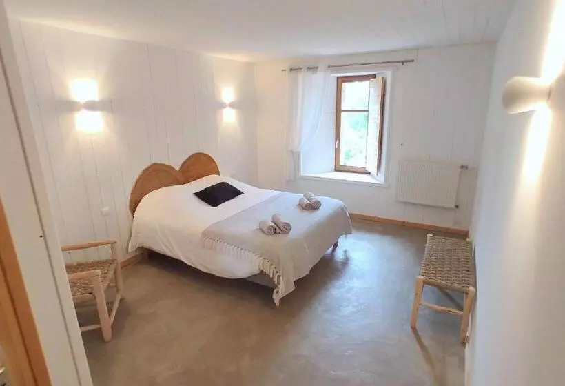 Aamiaismajoitus (B&B) Abbaye Saint Gilbert