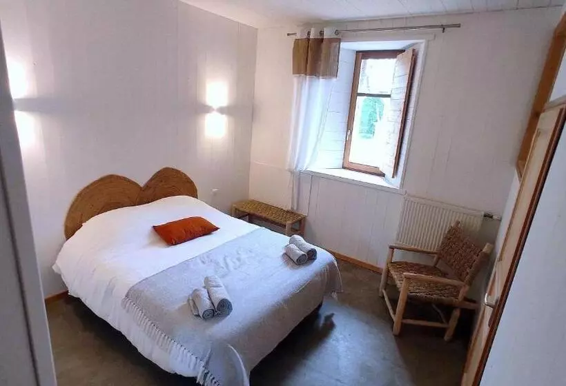 Aamiaismajoitus (B&B) Abbaye Saint Gilbert