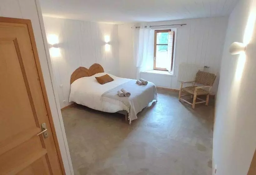 Aamiaismajoitus (B&B) Abbaye Saint Gilbert