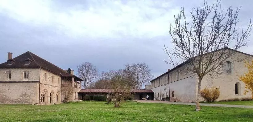 Aamiaismajoitus (B&B) Abbaye Saint Gilbert