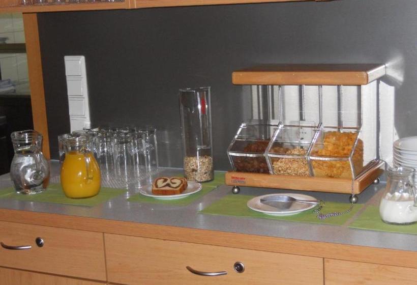 ベッドアンドブレックファースト Gästehaus Ehweiner