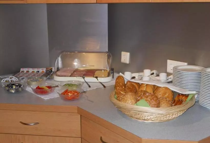 ベッドアンドブレックファースト Gästehaus Ehweiner