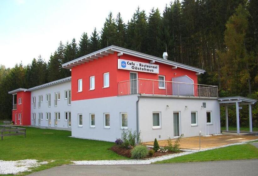 ベッドアンドブレックファースト Gästehaus Ehweiner