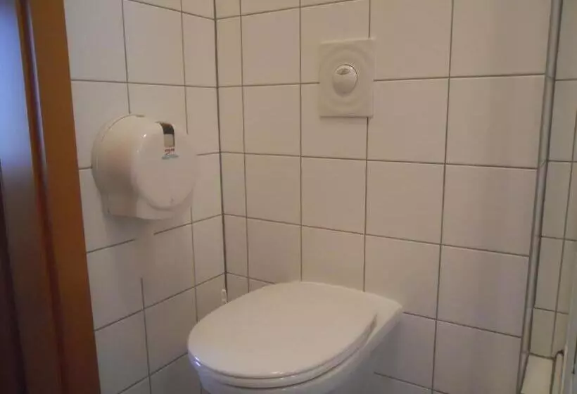 ベッドアンドブレックファースト Gästehaus Ehweiner