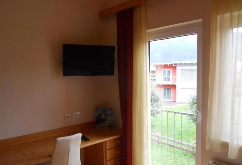 ベッドアンドブレックファースト Gästehaus Ehweiner