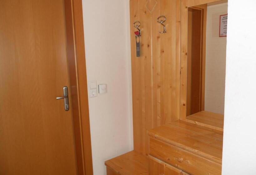 ベッドアンドブレックファースト Gästehaus Ehweiner