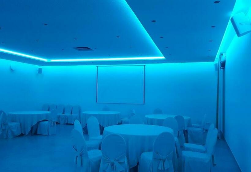 호텔 Amalfi Buttenwiesen