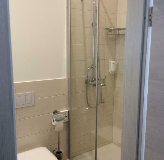 호텔 Amalfi Buttenwiesen