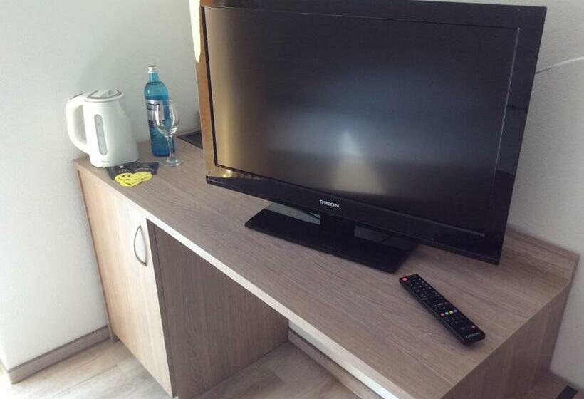 호텔 Amalfi Buttenwiesen