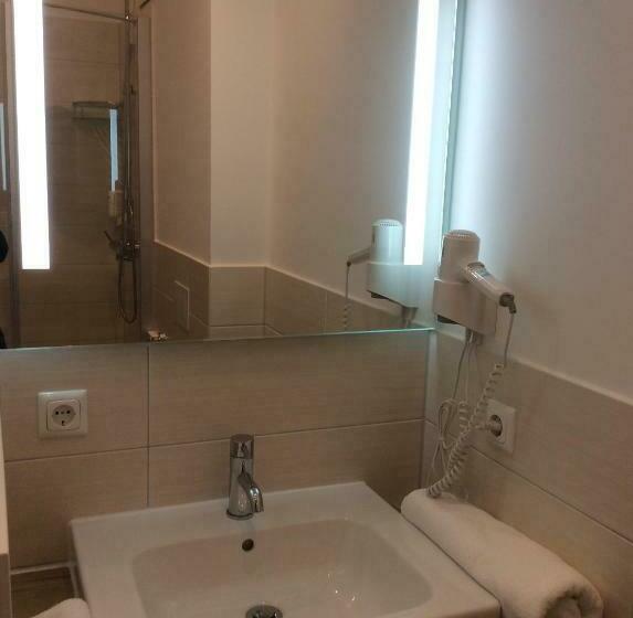 호텔 Amalfi Buttenwiesen