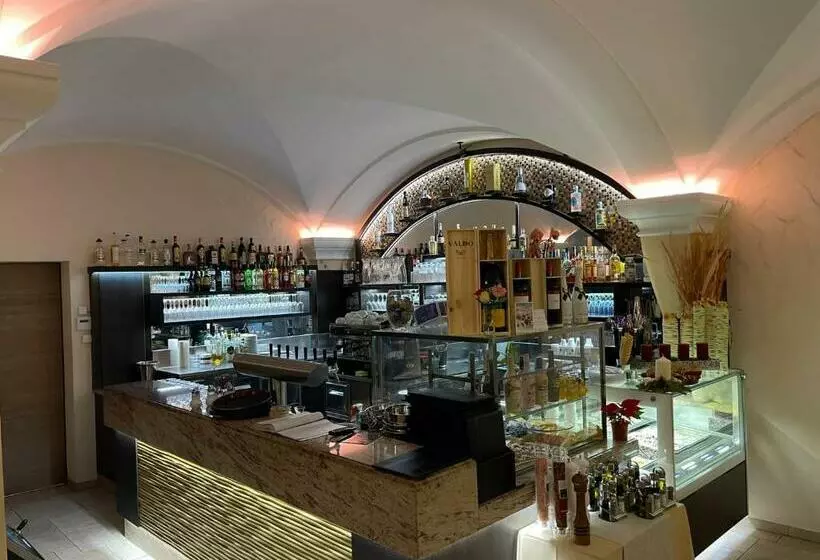 ホテル Amalfi Buttenwiesen