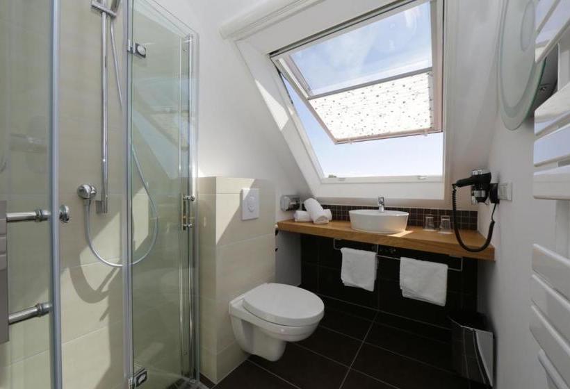 בית מלון כפרי Gasthof To`n Eikbom