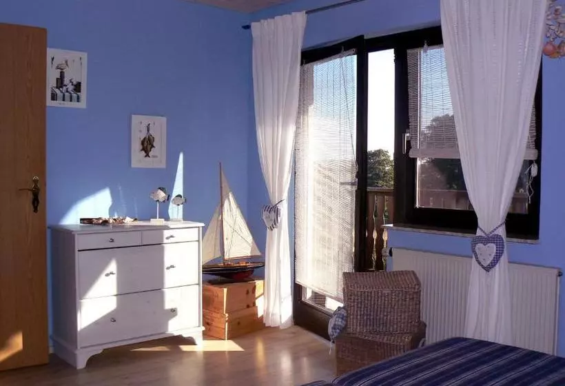 Hotelli Gasthof To`n Eikbom