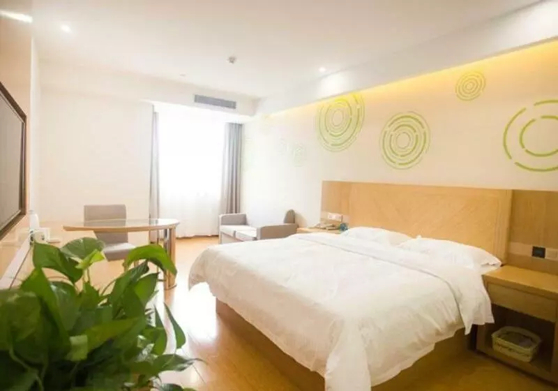 ホテル Greentree Inn Fuyang Linquan County Yiwu Trade City Express