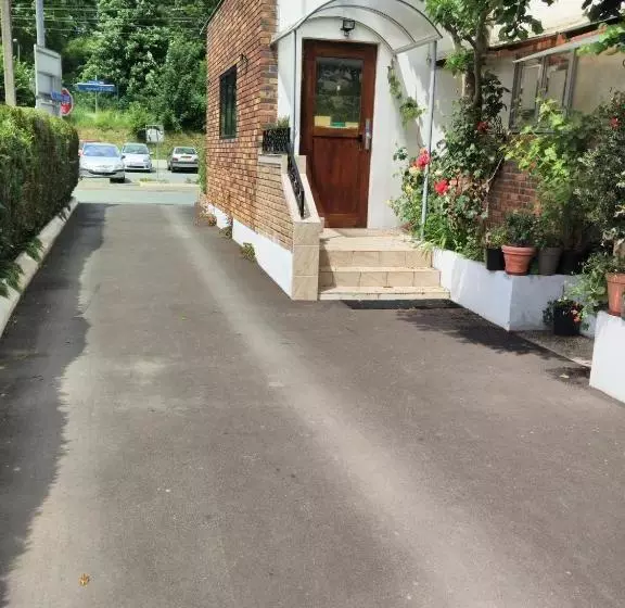 Hotelli Le Nouveau Monde