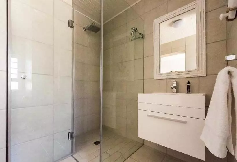 Hotelli Melkbos Holiday Accommodation