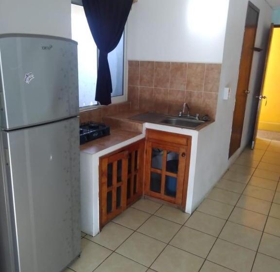 فندق Papaya Surf