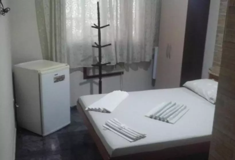 Hotelli Pinheral Palace