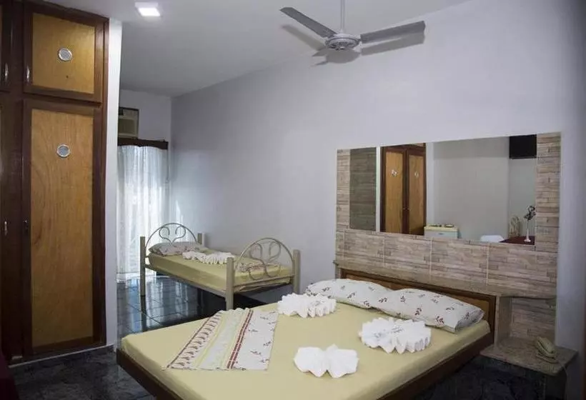 Hotelli Pinheral Palace