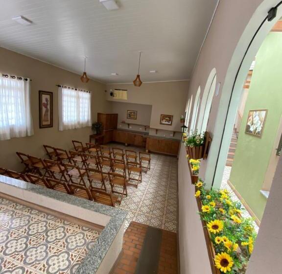 ホテル Queiroz Palace