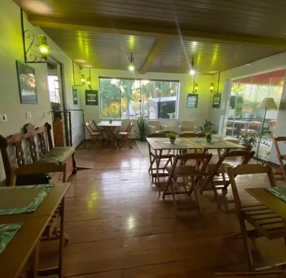 Hotelli Queiroz Palace