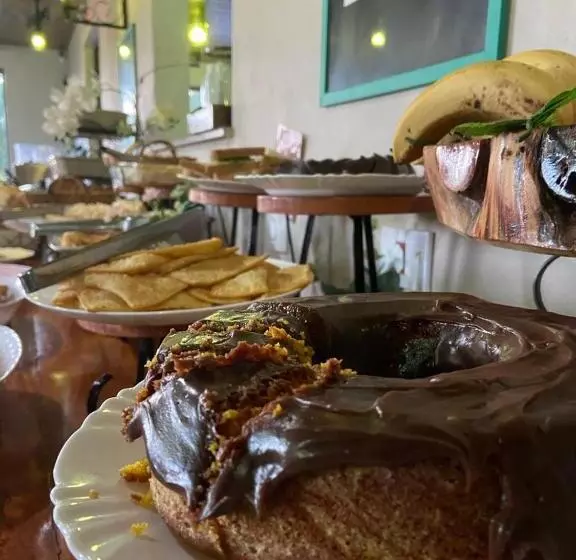 Hotelli Queiroz Palace